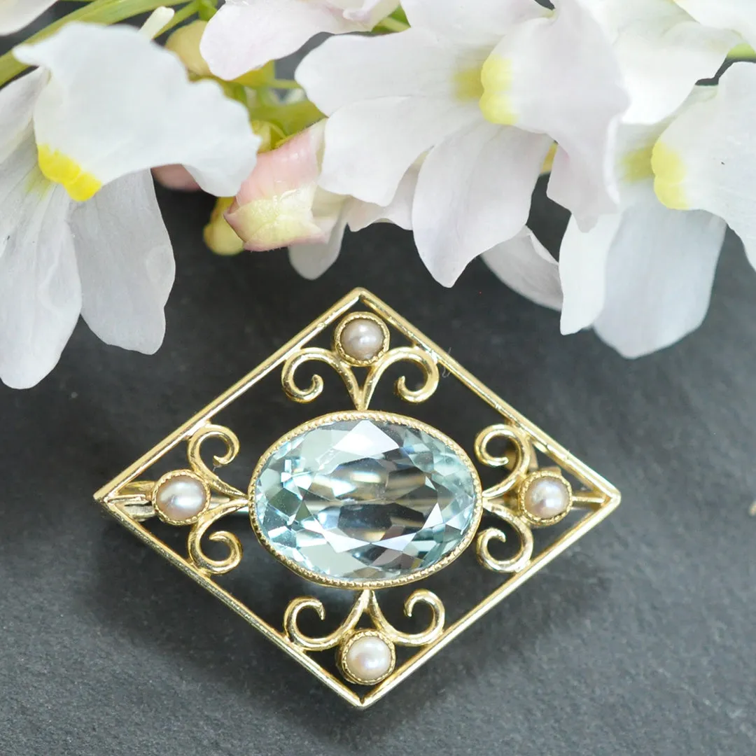 Aquamarine & Pearl Brooch