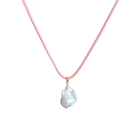 Sylvie Necklace - Pink